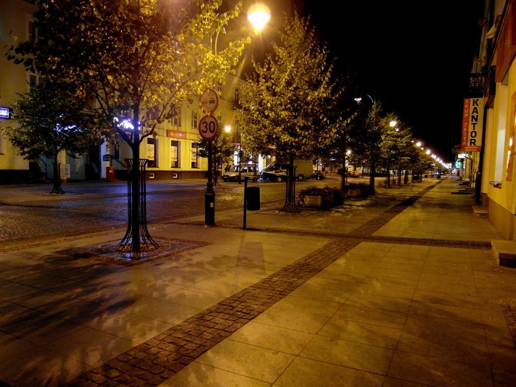 Rint - Centrum Lipowa Street Apartment Бялисток Стая снимка