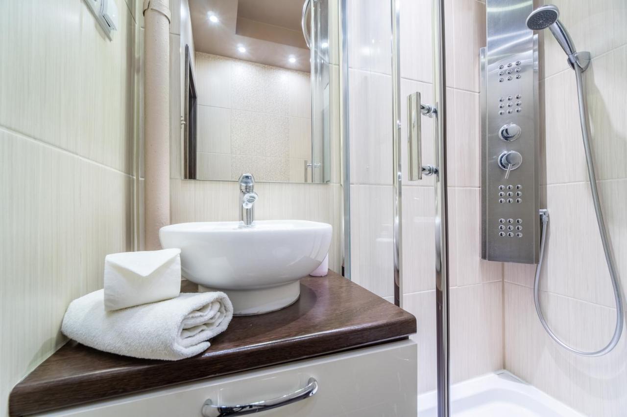 Rint - Centrum Lipowa Street Apartment Бялисток Екстериор снимка